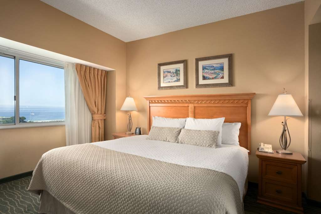 Embassy Suites By Hilton Monterey Bay Seaside Bilik gambar